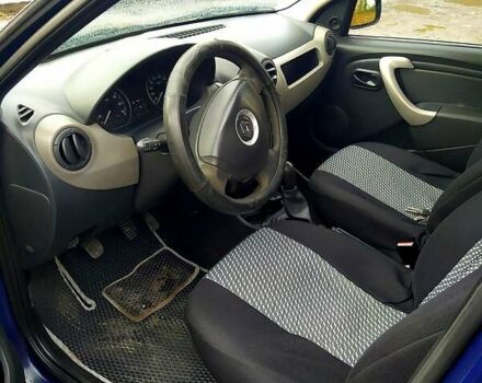 Синий Рено Логан, объемом двигателя 1.4 л и пробегом 183 тыс. км за 3900 $, фото 7 на Automoto.ua