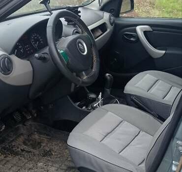 Синий Рено Логан, объемом двигателя 1.39 л и пробегом 267 тыс. км за 4300 $, фото 40 на Automoto.ua