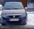 Синий Рено Логан, объемом двигателя 1.4 л и пробегом 18600 тыс. км за 4600 $, фото 1 на Automoto.ua