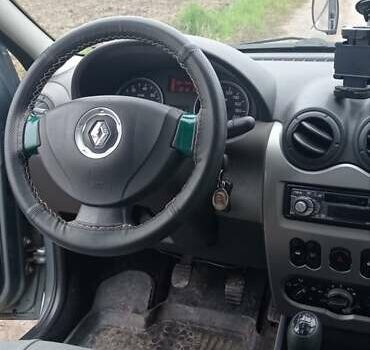 Синий Рено Логан, объемом двигателя 1.39 л и пробегом 267 тыс. км за 4300 $, фото 31 на Automoto.ua