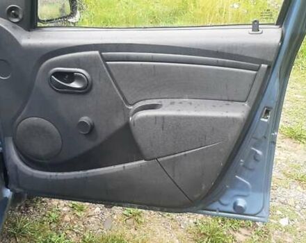 Синий Рено Логан, объемом двигателя 1.39 л и пробегом 122 тыс. км за 4999 $, фото 6 на Automoto.ua