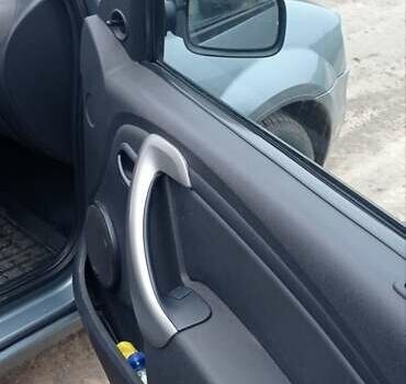 Синий Рено Логан, объемом двигателя 1.39 л и пробегом 267 тыс. км за 4300 $, фото 12 на Automoto.ua