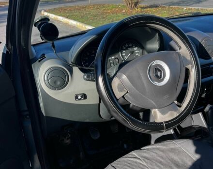 Синій Рено Логан, об'ємом двигуна 1.4 л та пробігом 306 тис. км за 4100 $, фото 13 на Automoto.ua