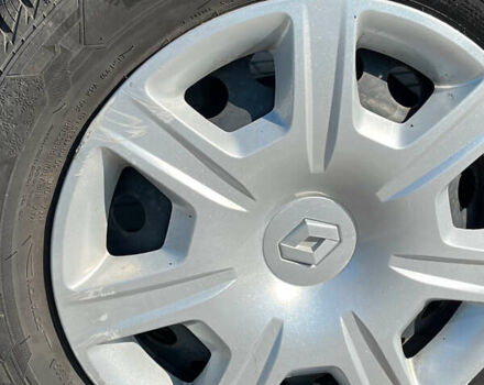 Синий Рено Логан, объемом двигателя 1.15 л и пробегом 122 тыс. км за 5700 $, фото 17 на Automoto.ua