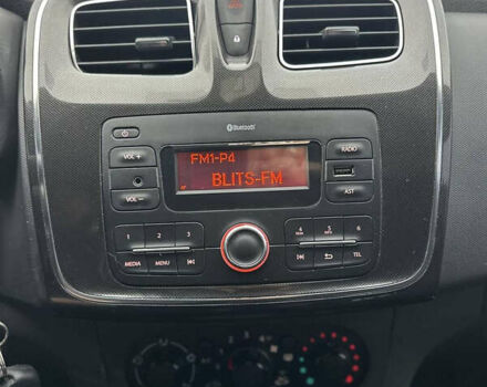 Синій Рено Логан, об'ємом двигуна 1 л та пробігом 98 тис. км за 5400 $, фото 5 на Automoto.ua