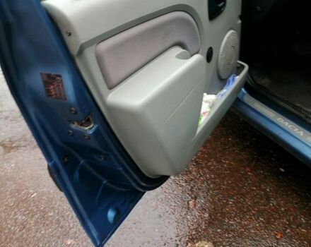 Синий Рено Логан, объемом двигателя 1.6 л и пробегом 195 тыс. км за 2900 $, фото 3 на Automoto.ua