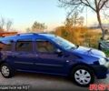 Синий Рено Логан, объемом двигателя 1.6 л и пробегом 220 тыс. км за 4800 $, фото 2 на Automoto.ua