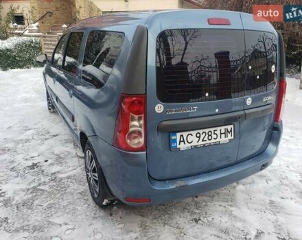Синій Рено Логан, об'ємом двигуна 1.6 л та пробігом 298 тис. км за 4600 $, фото 5 на Automoto.ua