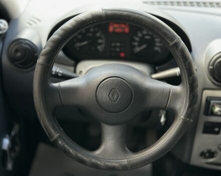 Синий Рено Логан, объемом двигателя 1.5 л и пробегом 245 тыс. км за 5700 $, фото 14 на Automoto.ua