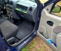 Синий Рено Логан, объемом двигателя 1.5 л и пробегом 220 тыс. км за 5800 $, фото 4 на Automoto.ua