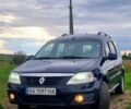 Синий Рено Логан, объемом двигателя 1.5 л и пробегом 217 тыс. км за 5800 $, фото 8 на Automoto.ua
