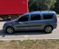 Синий Рено Логан, объемом двигателя 1.6 л и пробегом 263 тыс. км за 5000 $, фото 1 на Automoto.ua