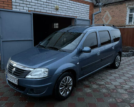 Синій Рено Логан, об'ємом двигуна 1.6 л та пробігом 245 тис. км за 4300 $, фото 4 на Automoto.ua