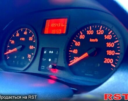 Синий Рено Логан, объемом двигателя 1.6 л и пробегом 185 тыс. км за 5999 $, фото 6 на Automoto.ua