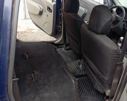 Синій Рено Логан, об'ємом двигуна 1.6 л та пробігом 362 тис. км за 2800 $, фото 10 на Automoto.ua