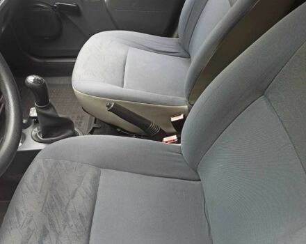 Синий Рено Логан, объемом двигателя 1.6 л и пробегом 2 тыс. км за 4700 $, фото 7 на Automoto.ua