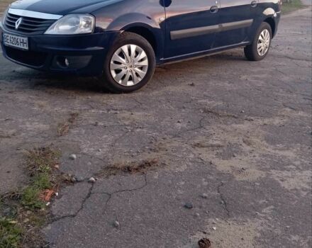 Синий Рено Логан, объемом двигателя 1 л и пробегом 257 тыс. км за 5650 $, фото 4 на Automoto.ua