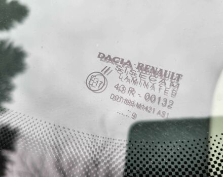 Синий Рено Логан, объемом двигателя 1.5 л и пробегом 43 тыс. км за 12000 $, фото 6 на Automoto.ua