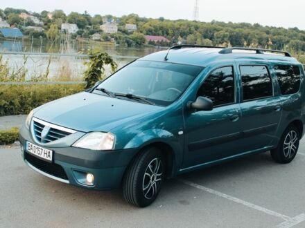 Рено Логан 2008 у Кропивницькому (Кіровограді) на Automoto.ua Синій Рено Логан, об'ємом двигуна 1.6 л та пробігом 294 тис. км за 5100 $, фото 1 на Automoto.ua