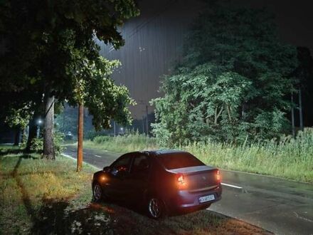 Синий Рено Логан, объемом двигателя 1.6 л и пробегом 230 тыс. км за 4500 $, фото 1 на Automoto.ua