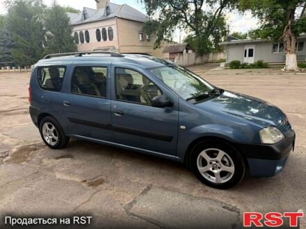 Синий Рено Логан, объемом двигателя 1.6 л и пробегом 120 тыс. км за 5700 $, фото 1 на Automoto.ua