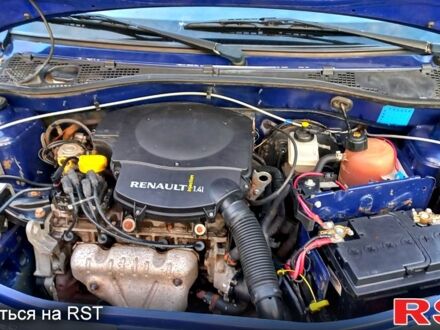 Синий Рено Логан, объемом двигателя 1.4 л и пробегом 394 тыс. км за 2900 $, фото 1 на Automoto.ua