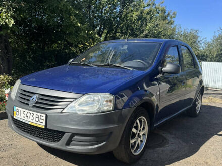 Синій Рено Логан, об'ємом двигуна 1.4 л та пробігом 135 тис. км за 4950 $, фото 1 на Automoto.ua