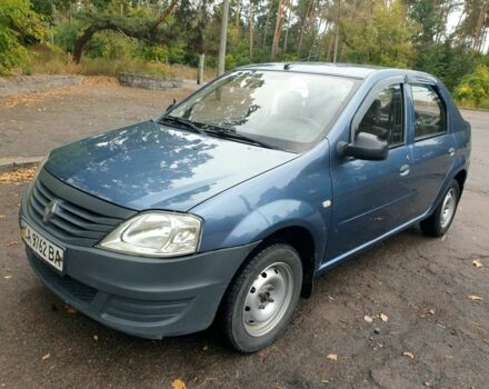 Синий Рено Логан, объемом двигателя 1.4 л и пробегом 250 тыс. км за 2900 $, фото 1 на Automoto.ua