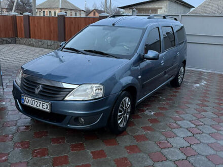Синий Рено Логан, объемом двигателя 1.6 л и пробегом 245 тыс. км за 4300 $, фото 1 на Automoto.ua
