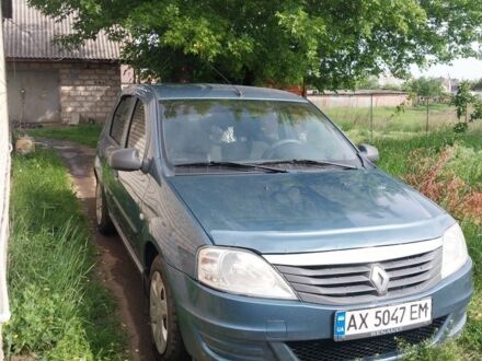 Рено Логан 2010 в Изюме на Automoto.ua Синий Рено Логан, объемом двигателя 1.4 л и пробегом 215 тыс. км за 5400 $, фото 1 на Automoto.ua