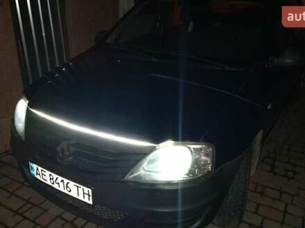 Синій Рено Логан, об'ємом двигуна 1.39 л та пробігом 198 тис. км за 4800 $, фото 1 на Automoto.ua