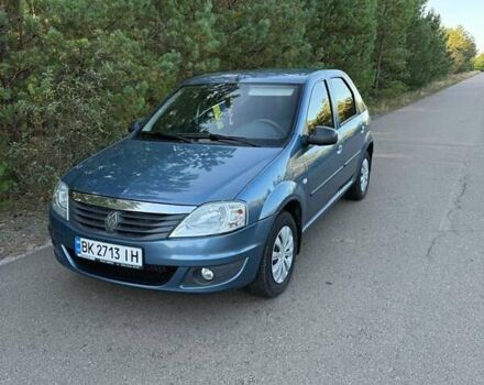 Синій Рено Логан, об'ємом двигуна 1.39 л та пробігом 166 тис. км за 4600 $, фото 1 на Automoto.ua