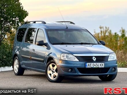 Рено Логан 2011 в Днепре (Днепропетровске) на Automoto.ua Синий Рено Логан, объемом двигателя 1.6 л и пробегом 185 тыс. км за 5999 $, фото 1 на Automoto.ua