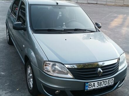 Рено Логан 2011 у Кременчуге на Automoto.ua Синій Рено Логан, об'ємом двигуна 1.4 л та пробігом 300 тис. км за 4000 $, фото 1 на Automoto.ua