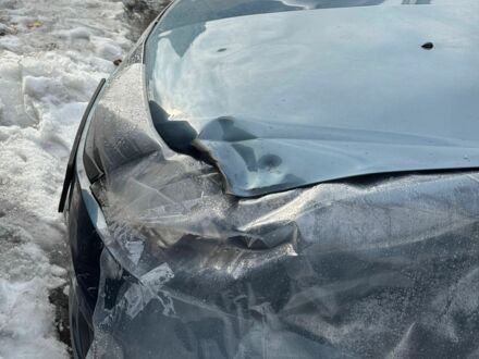 Синий Рено Логан, объемом двигателя 1.6 л и пробегом 237 тыс. км за 2550 $, фото 1 на Automoto.ua