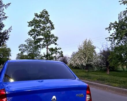 Синий Рено Логан, объемом двигателя 1.4 л и пробегом 190 тыс. км за 4000 $, фото 1 на Automoto.ua