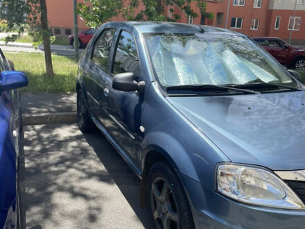 Синий Рено Логан, объемом двигателя 1.39 л и пробегом 400 тыс. км за 4300 $, фото 1 на Automoto.ua