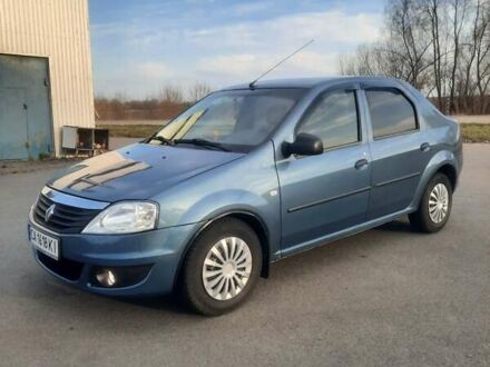 Рено Логан 2012 в Звенигородка на Automoto.ua Синий Рено Логан, объемом двигателя 1.4 л и пробегом 170 тыс. км за 4900 $, фото 1 на Automoto.ua