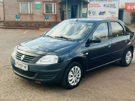 Рено Логан 2013 в Кривом Роге на Automoto.ua Синий Рено Логан, объемом двигателя 1.39 л и пробегом 218 тыс. км за 4500 $, фото 1 на Automoto.ua