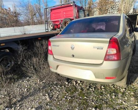 Зеленый Рено Логан, объемом двигателя 1.5 л и пробегом 190 тыс. км за 2500 $, фото 5 на Automoto.ua