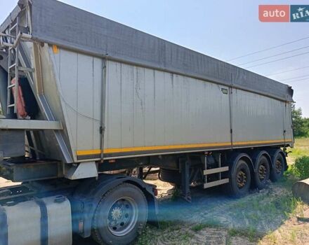 Белый Рено Магнум, объемом двигателя 12.78 л и пробегом 161 тыс. км за 22999 $, фото 2 на Automoto.ua