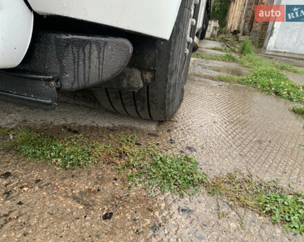 Белый Рено Магнум, объемом двигателя 11.93 л и пробегом 900 тыс. км за 6500 $, фото 19 на Automoto.ua