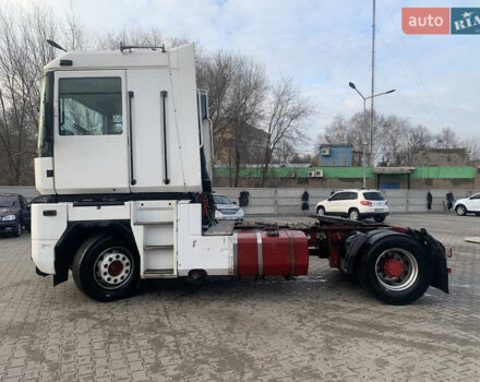 Білий Рено Магнум, об'ємом двигуна 12 л та пробігом 825 тис. км за 4000 $, фото 1 на Automoto.ua