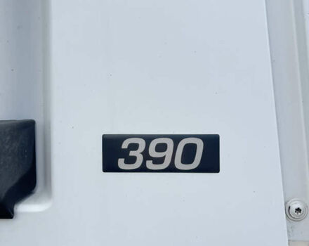 Белый Рено Магнум, объемом двигателя 11.9 л и пробегом 995 тыс. км за 4100 $, фото 4 на Automoto.ua