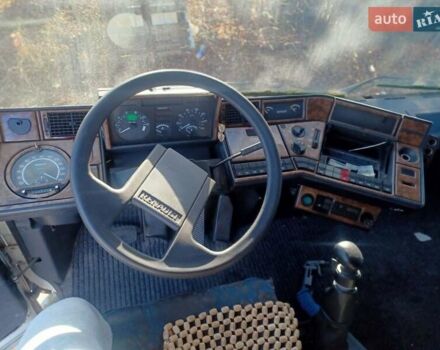 Белый Рено Магнум, объемом двигателя 12 л и пробегом 10 тыс. км за 3500 $, фото 5 на Automoto.ua