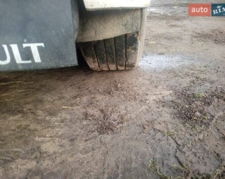 Білий Рено Магнум, об'ємом двигуна 12 л та пробігом 100 тис. км за 4800 $, фото 1 на Automoto.ua