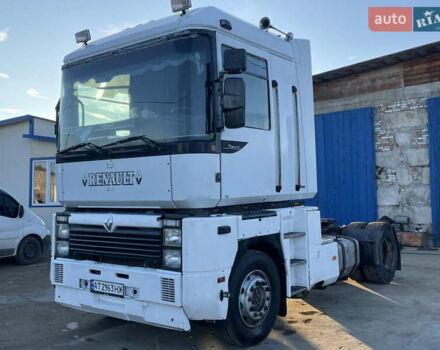 Белый Рено Магнум, объемом двигателя 11.9 л и пробегом 308 тыс. км за 4750 $, фото 2 на Automoto.ua