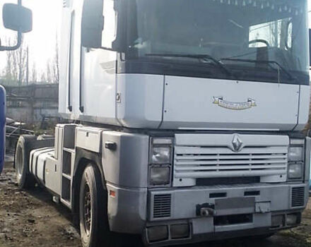 Білий Рено Магнум, об'ємом двигуна 12 л та пробігом 990 тис. км за 4100 $, фото 3 на Automoto.ua