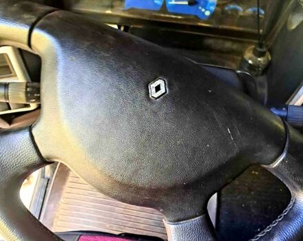 Білий Рено Магнум, об'ємом двигуна 12 л та пробігом 0 тис. км за 6000 $, фото 5 на Automoto.ua