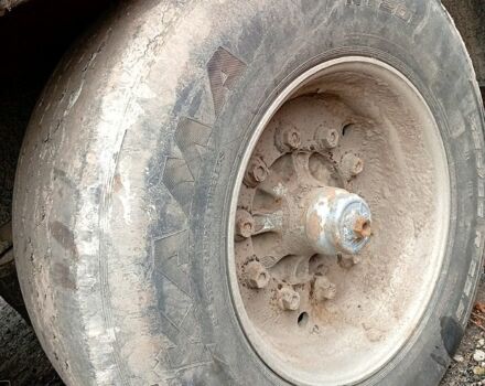 Белый Рено Магнум, объемом двигателя 12 л и пробегом 1000 тыс. км за 3500 $, фото 5 на Automoto.ua